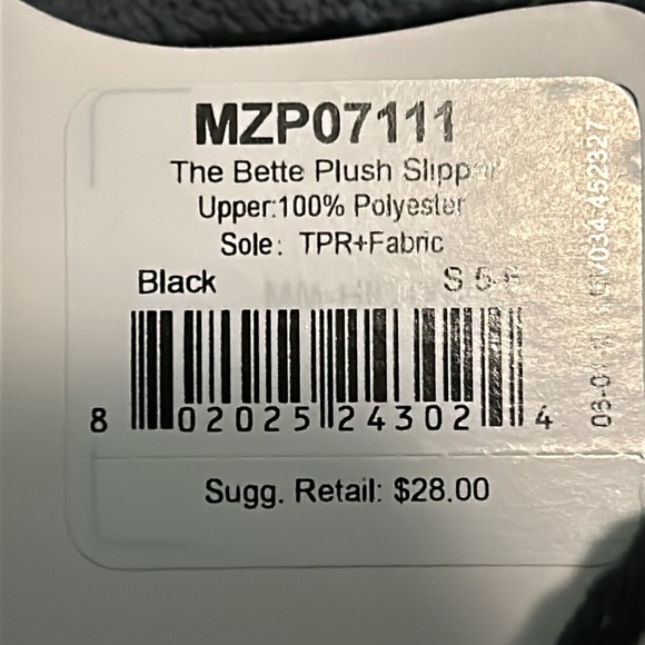 MeMoi Black Fuzzy Faux Fur Slippers - Picture 6 of 6